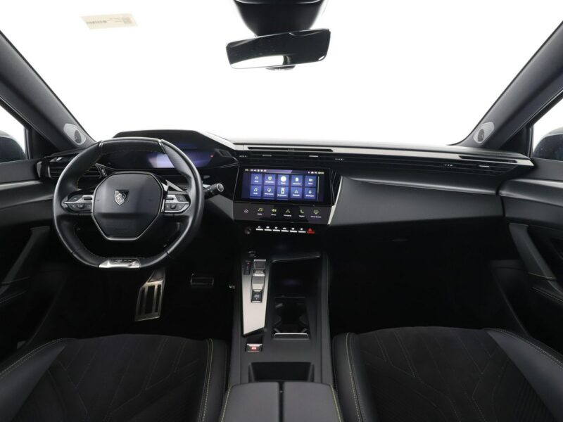 Peugeot 308 GT automat full LED skóra/alcantara navi virtual cocpit navi kamery T9 (2014-2021)