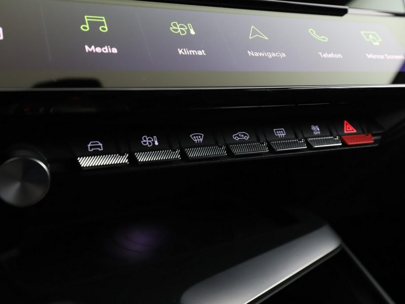 Peugeot 308 GT automat full LED skóra/alcantara navi virtual cocpit navi kamery T9 (2014-2021)