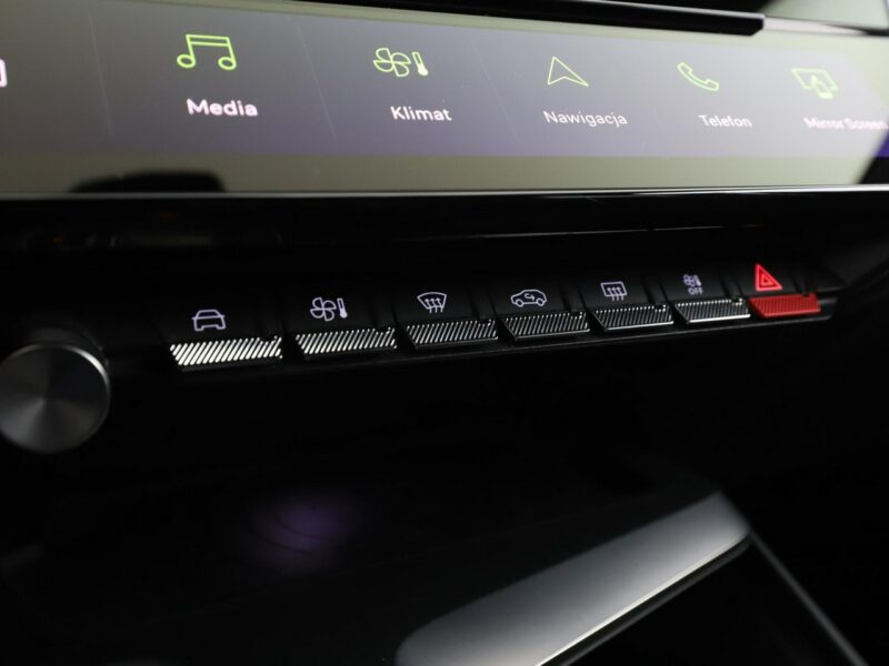 Peugeot 308 GT automat full LED skóra/alcantara navi virtual cocpit navi kamery T9 (2014-2021)
