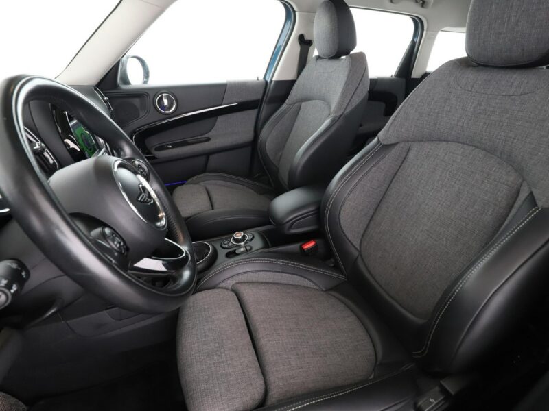 Mini Countryman GRATIS! Pakiet Serwisowy o wartości 600 zł!