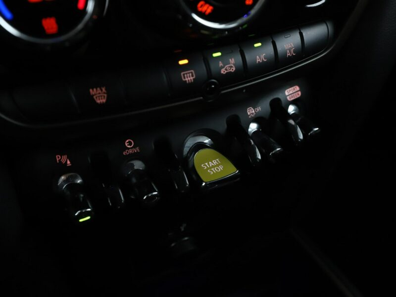 Mini Countryman GRATIS! Pakiet Serwisowy o wartości 600 zł!