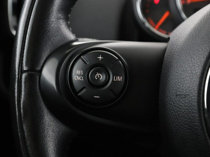 Mini Countryman GRATIS! Pakiet Serwisowy o wartości 600 zł!