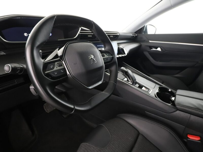 Peugeot 508 Allure, Panorama, kam.cofania, Navi, Podg.fotele, tempomat II (2018-)