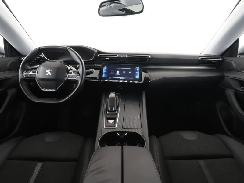 Peugeot 508 Allure, Panorama, kam.cofania, Navi, Podg.fotele, tempomat II (2018-)