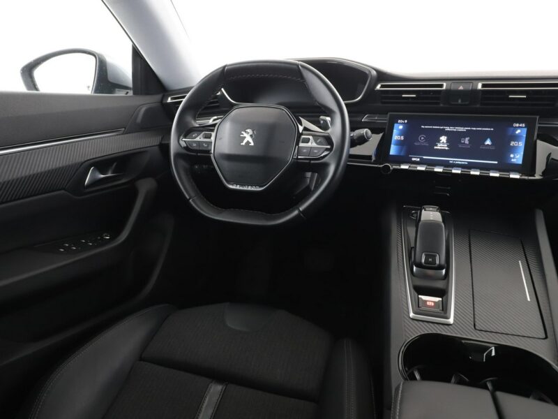 Peugeot 508 Allure, Panorama, kam.cofania, Navi, Podg.fotele, tempomat II (2018-)