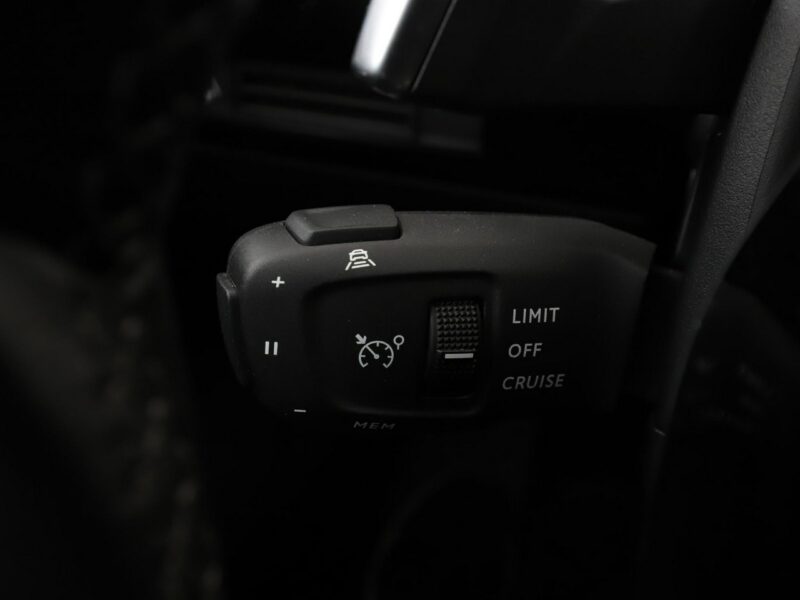 Peugeot 508 Allure, Panorama, kam.cofania, Navi, Podg.fotele, tempomat II (2018-)