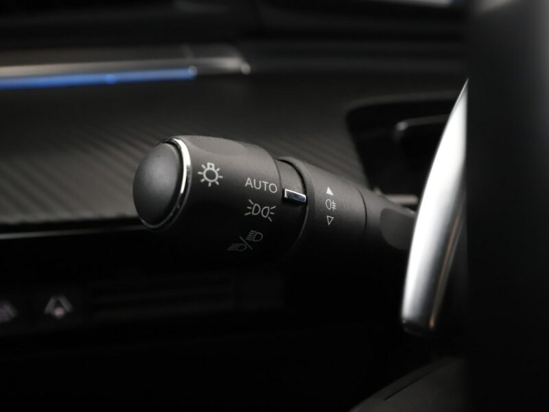 Peugeot 508 Allure, Panorama, kam.cofania, Navi, Podg.fotele, tempomat II (2018-)