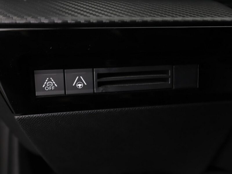 Peugeot 508 Allure, Panorama, kam.cofania, Navi, Podg.fotele, tempomat II (2018-)