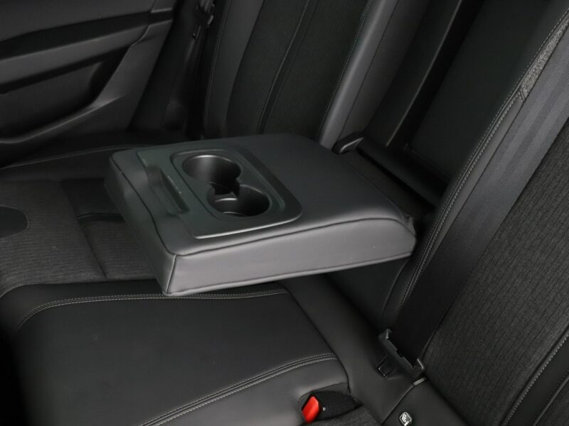 Peugeot 508 Allure, Panorama, kam.cofania, Navi, Podg.fotele, tempomat II (2018-)