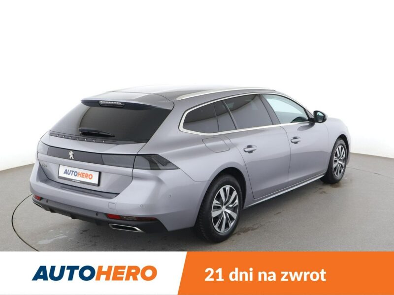 Peugeot 508 Allure, Panorama, kam.cofania, Navi, Podg.fotele, tempomat II (2018-)