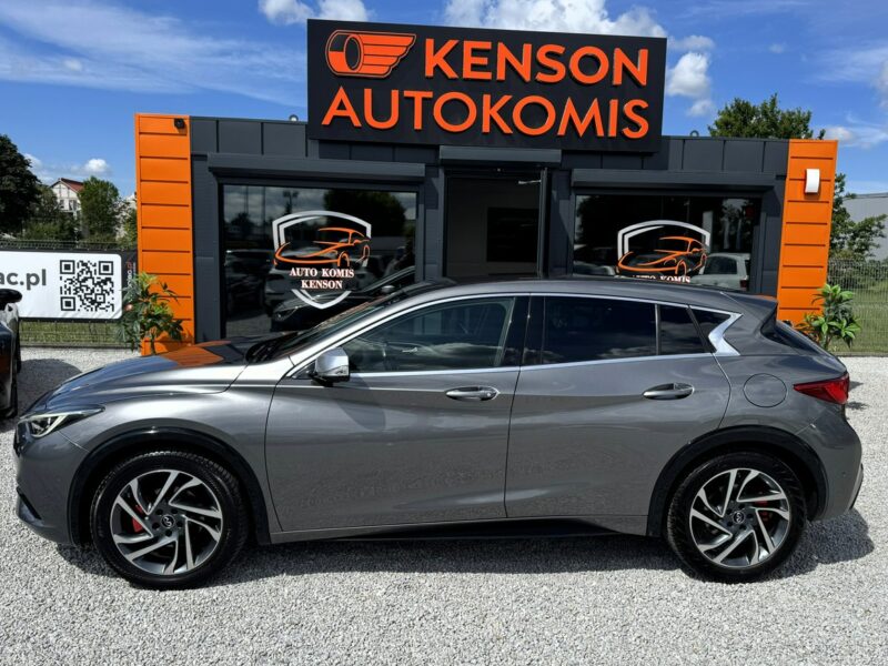 Infiniti Q30 Kamera 360, Podgrzewane fotele, Alcantara, Nawigacja, LED, Hak