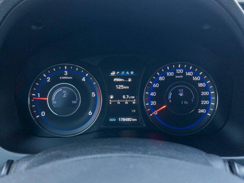 Hyundai i40 1.6 CRDI 136 KM Wagon Business Ksenon Salon PL 1wł. FV23%