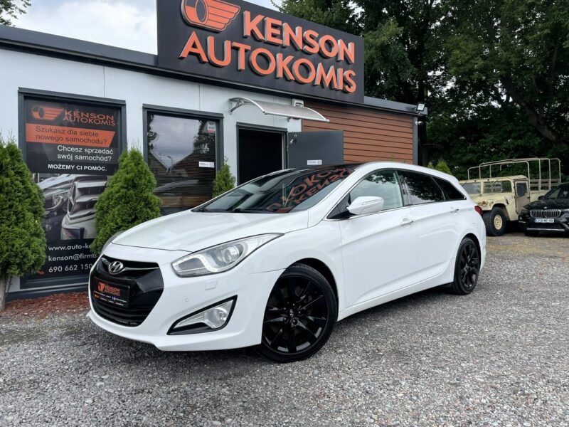 Hyundai i40 LED, HAK, Klima, Navi, Tempomat, Grzane Fotele, Panorama,Asystent Pasa