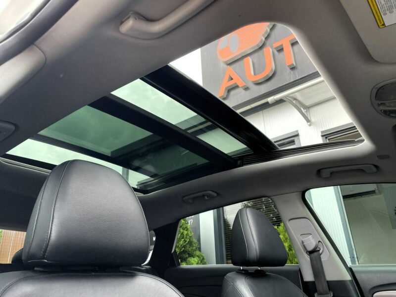 Hyundai i40 LED, HAK, Klima, Navi, Tempomat, Grzane Fotele, Panorama,Asystent Pasa