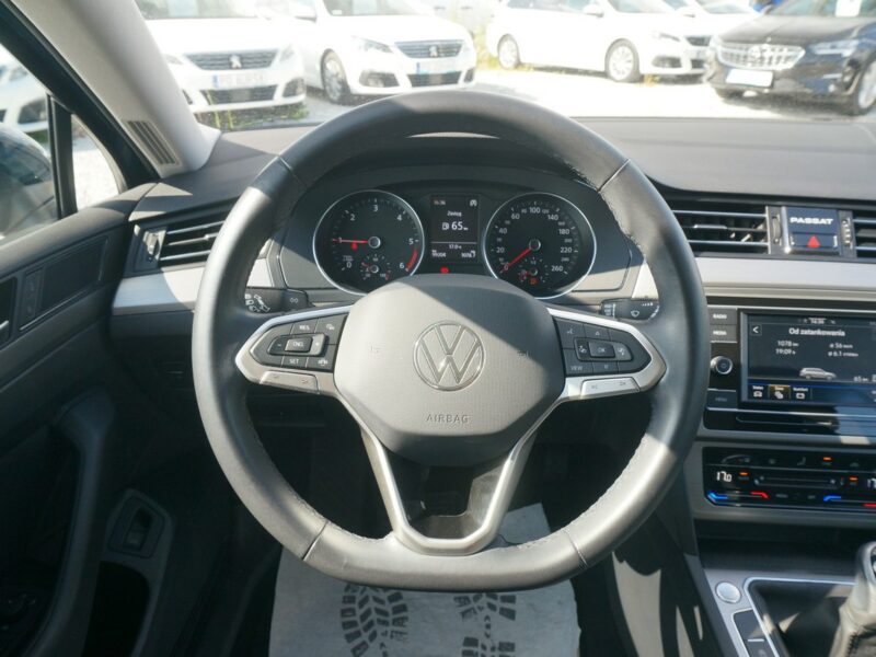 Volkswagen Passat 2.0 TDI/150 KM Evo Essence Salon PL Fvat 23% PO4XG67 B8 (2014-2023)