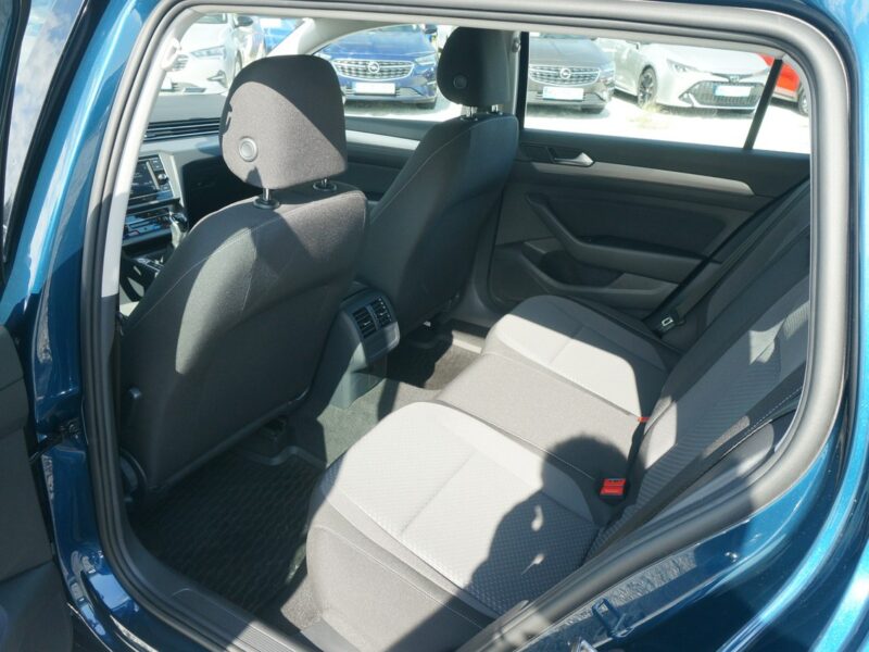 Volkswagen Passat 2.0 TDI/150 KM Evo Essence Salon PL Fvat 23% PO4XG67 B8 (2014-2023)