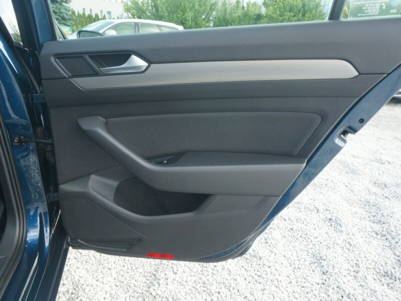 Volkswagen Passat 2.0 TDI/150 KM Evo Essence Salon PL Fvat 23% PO4XG70 B8 (2014-2023)