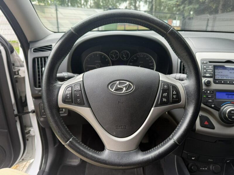 Hyundai i30 1.4 Benzyna | Serwisowany | Gwarancja | Bogate wyposażenie | Zadbany I (2002-2013)