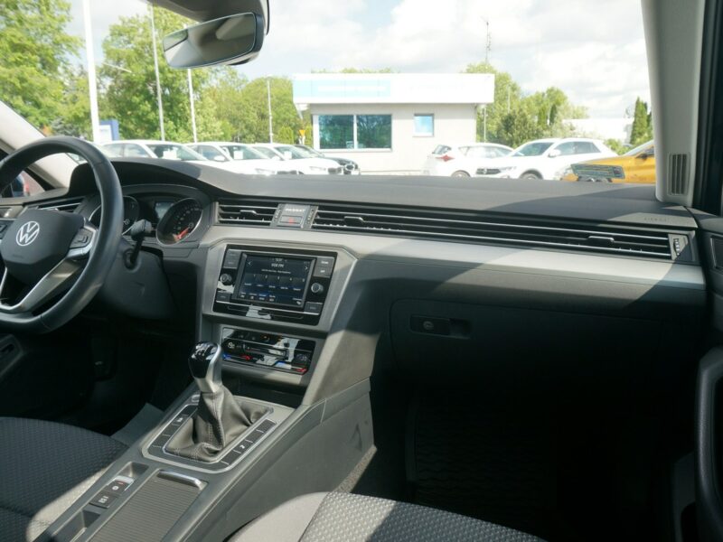 Volkswagen Passat 2.0 TDI/150 KM Evo Essence Salon PL Fvat 23% PO4XH86 B8 (2014-2023)