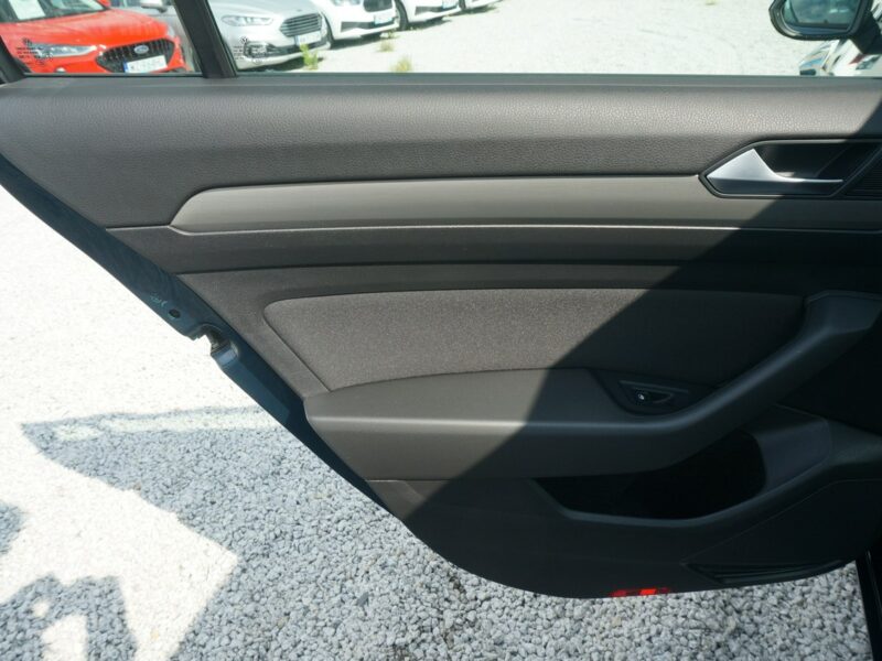 Volkswagen Passat 2.0 TDI/150 KM Evo Essence Salon PL Fvat 23% PO4XH86 B8 (2014-2023)