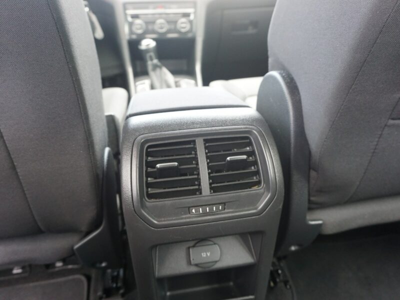 Volkswagen Golf Sportsvan zarejestrowany, ubezpieczony, niski przebieg I (2014-)