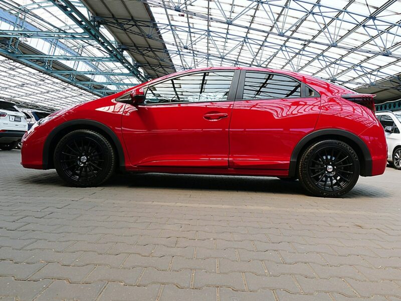 Honda Civic 1,8 16V Led+NAVI+Kamera+Podgrzew fotele BEZWYPADKOWY GWARANCJA Krajowy IX (2011-)