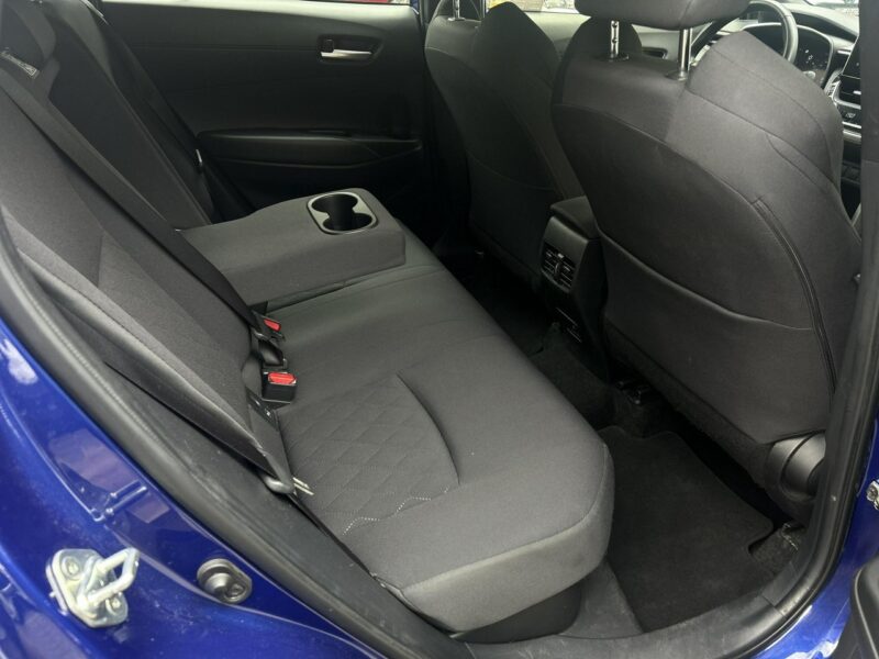 Toyota Corolla Cross 2.0 Hybrid 197KM COMFORT, salon PL, gwarancja, FV23%