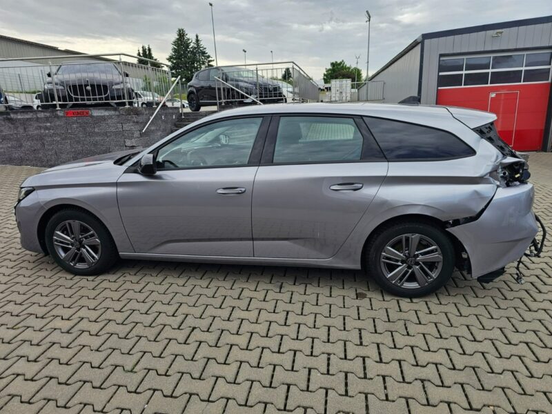 Peugeot 308 Peugeot 308 Bogate wyposażenie Model 2025 T9 (2014-2021)