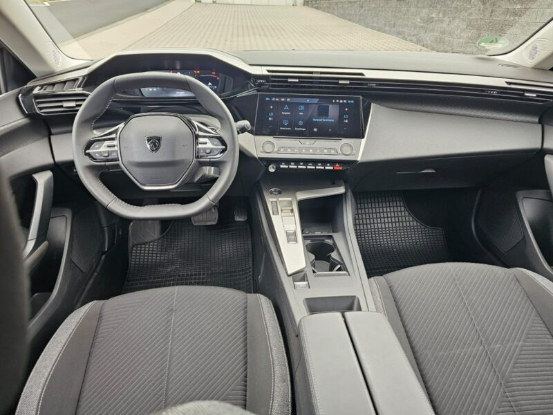 Peugeot 308 Peugeot 308 Bogate wyposażenie Model 2025 T9 (2014-2021)