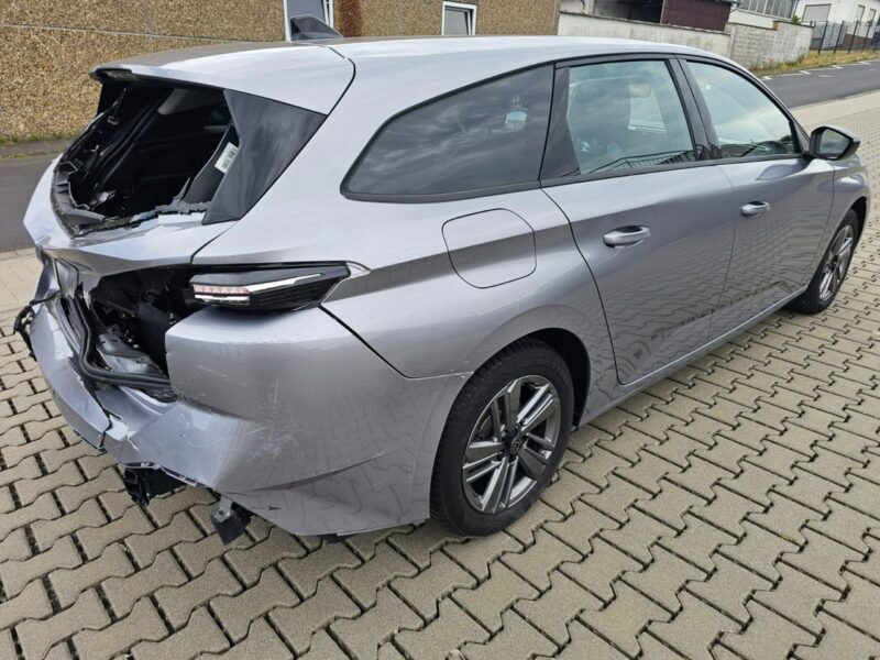 Peugeot 308 Peugeot 308 Bogate wyposażenie Model 2025 T9 (2014-2021)