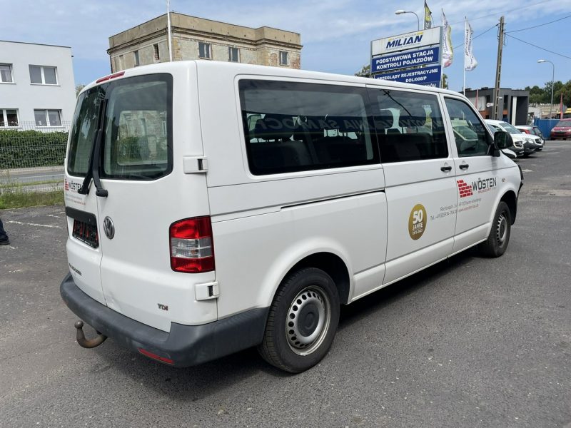 Volkswagen Transporter Volkswagen Transporter Long 2.0-140KM 9-osobowy Model 2015 T5