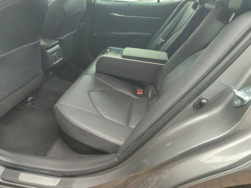 Toyota Camry EXECUTIVE VIP salon RP F 23% bezwypadkowa Gwarancja IX (2018-)