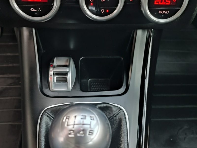 Alfa Romeo Giulietta GAZ salon RP zadbana serwis Gwarancja
