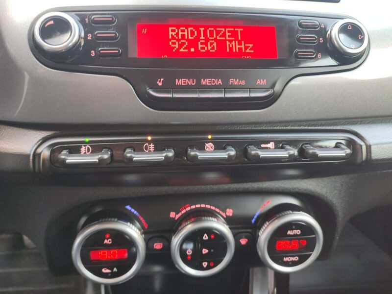 Alfa Romeo Giulietta GAZ salon RP zadbana serwis Gwarancja