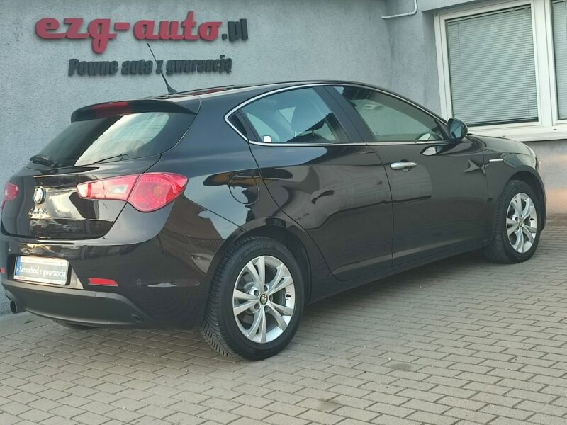 Alfa Romeo Giulietta GAZ salon RP zadbana serwis Gwarancja