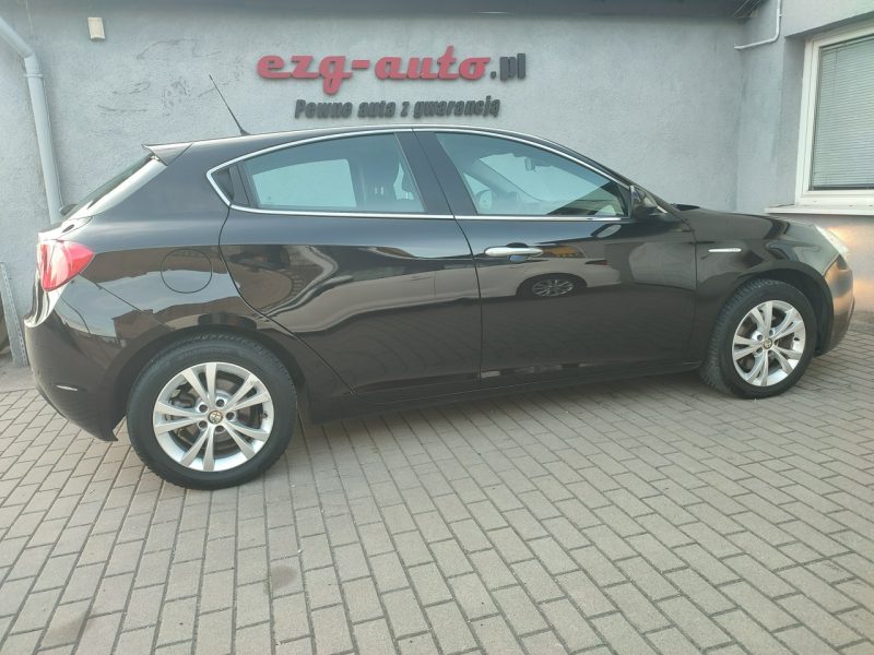 Alfa Romeo Giulietta GAZ salon RP zadbana serwis Gwarancja