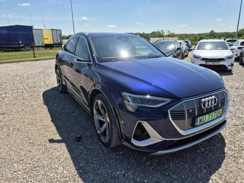 Audi e-tron