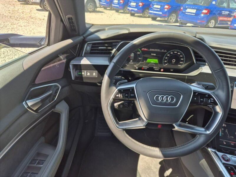 Audi e-tron
