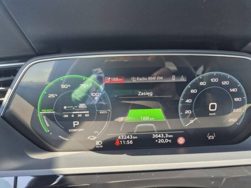 Audi e-tron
