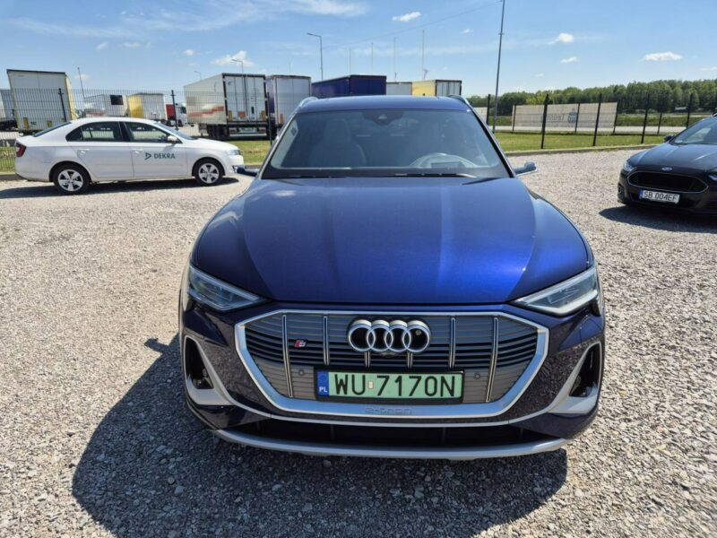 Audi e-tron