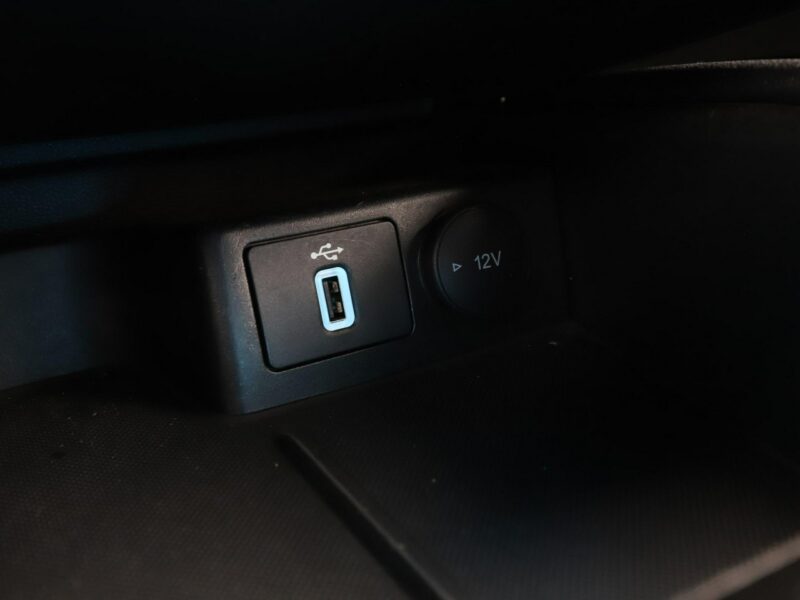 Ford Focus ST-Line Navi Kamera cofania automatyczna klimatyzacja Bluetooth Mk4 (2018-)