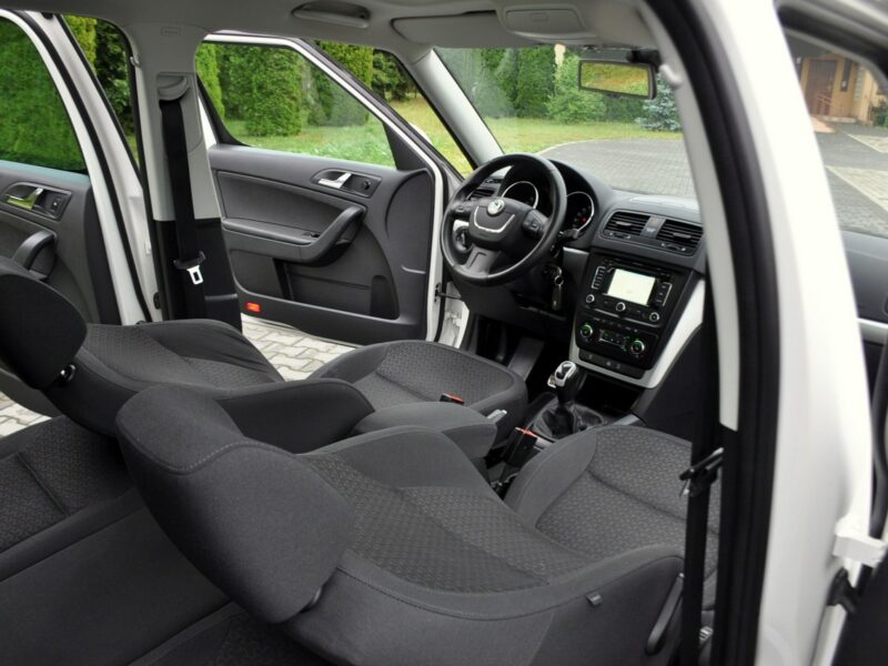 Škoda Yeti 2.0TDI(170KM)*4x4*Xenon*Navi*Panorama*Klimatronik*Reling*Welur*Alu17" I (2009-)