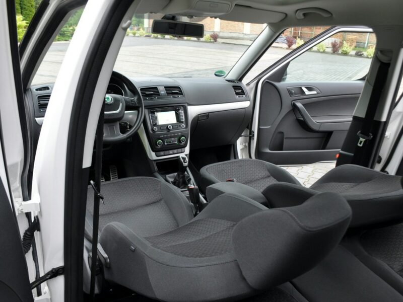 Škoda Yeti 2.0TDI(170KM)*4x4*Xenon*Navi*Panorama*Klimatronik*Reling*Welur*Alu17" I (2009-)