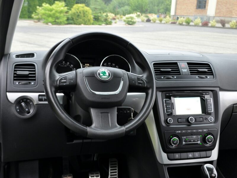 Škoda Yeti 2.0TDI(170KM)*4x4*Xenon*Navi*Panorama*Klimatronik*Reling*Welur*Alu17" I (2009-)