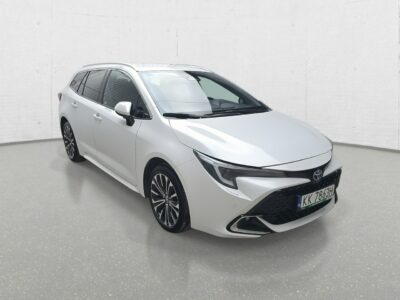 Toyota Corolla Seria E16 (2012-)