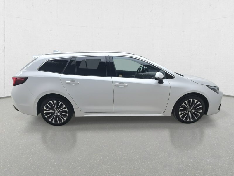 Toyota Corolla Seria E16 (2012-)