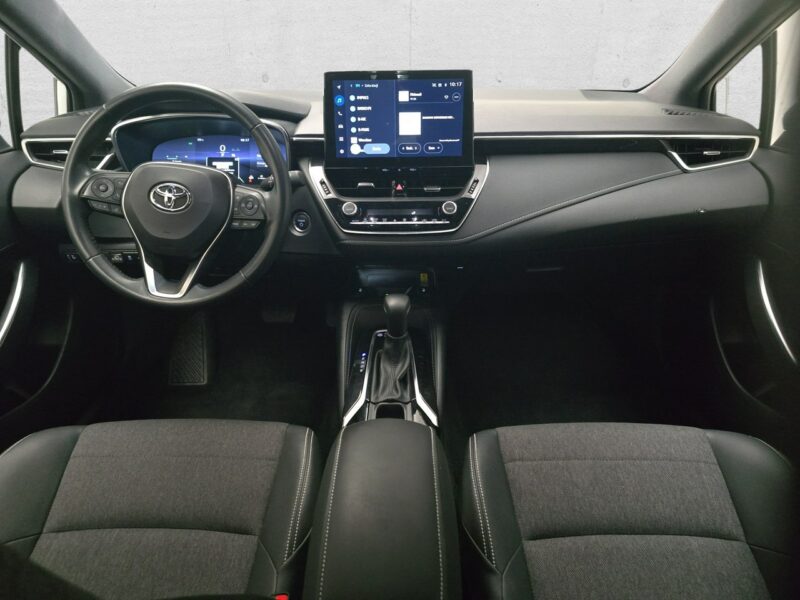 Toyota Corolla Seria E16 (2012-)
