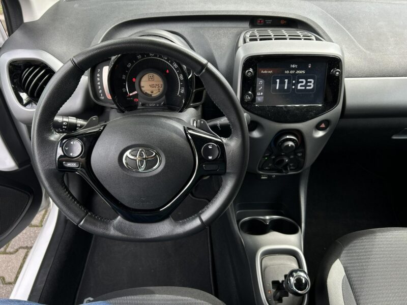 Toyota Aygo 1.0 VVTi 72KM X-PLAY TECH STYLE, salon Polska, gwarancja, II (2014-)