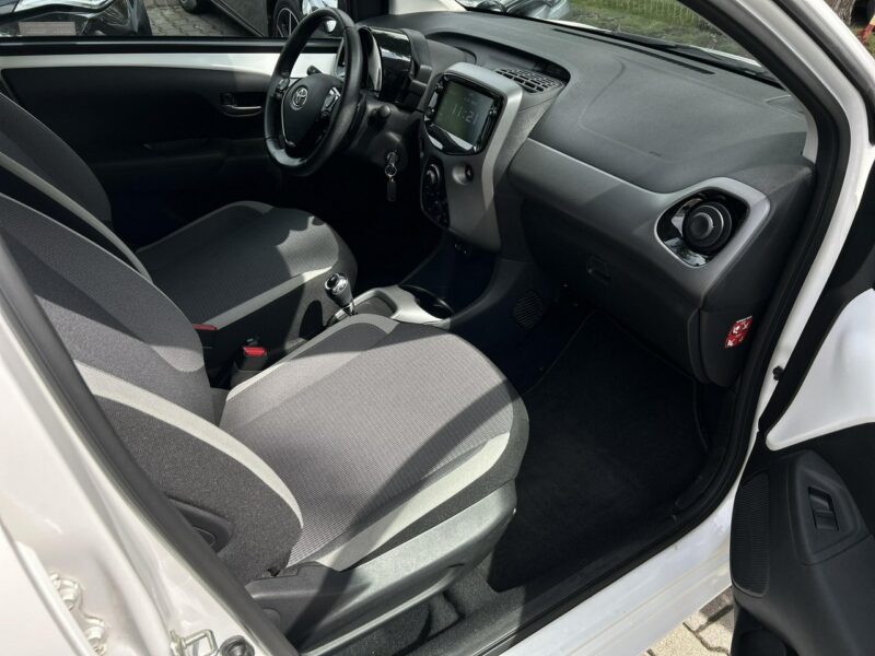 Toyota Aygo 1.0 VVTi 72KM X-PLAY TECH STYLE, salon Polska, gwarancja, II (2014-)