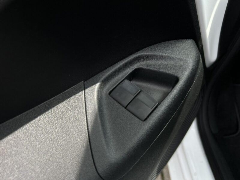 Toyota Aygo 1.0 VVTi 72KM X-PLAY TECH STYLE, salon Polska, gwarancja, II (2014-)